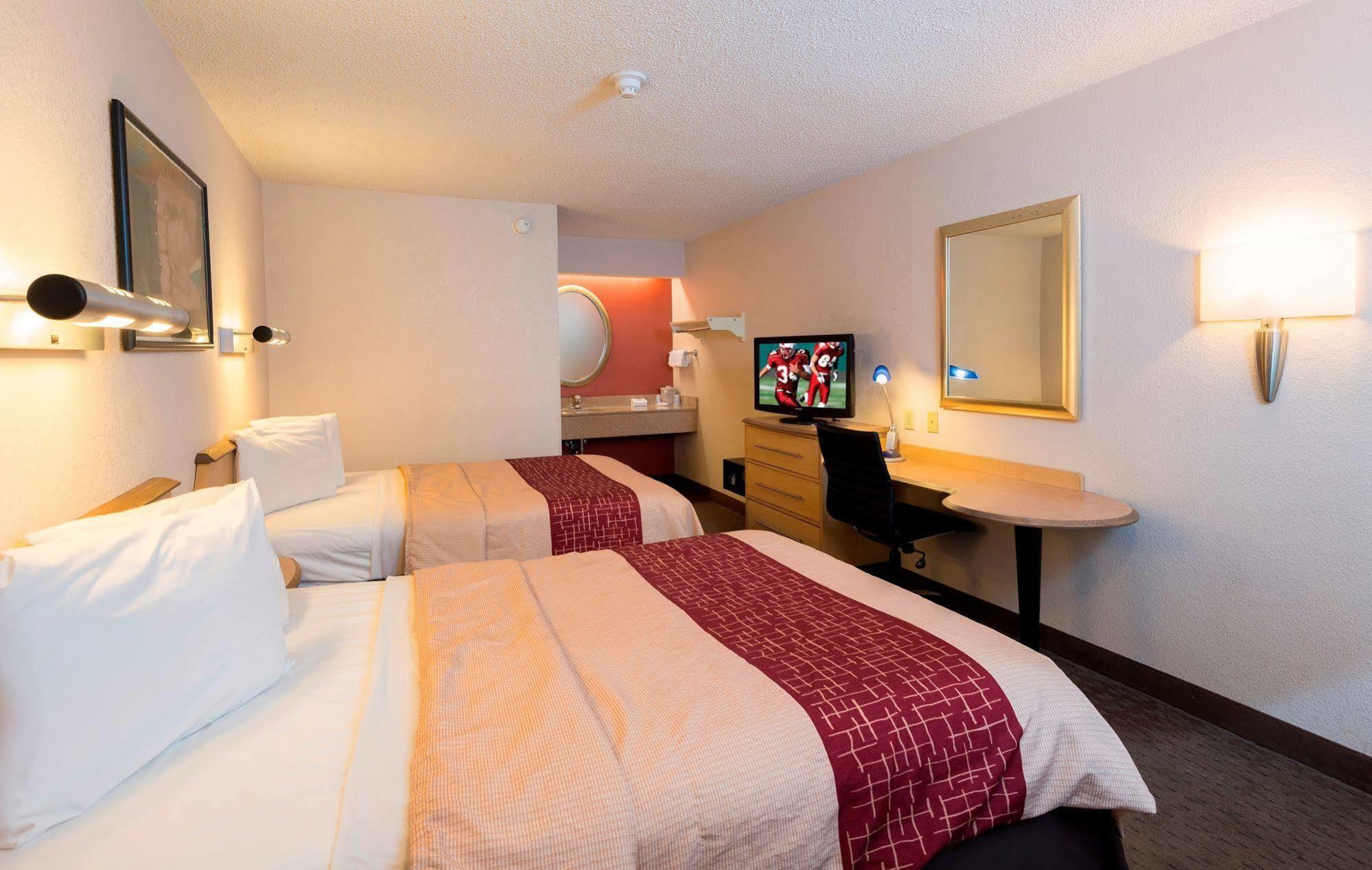Red Roof Inn Plus+ Nashville Airport Экстерьер фото